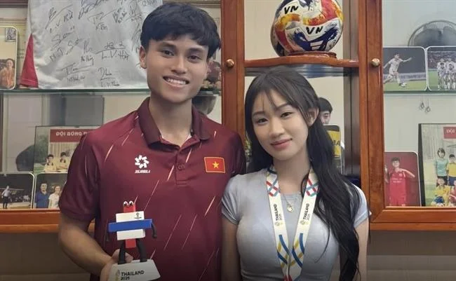 Cá cược bóng đá FCB8 game